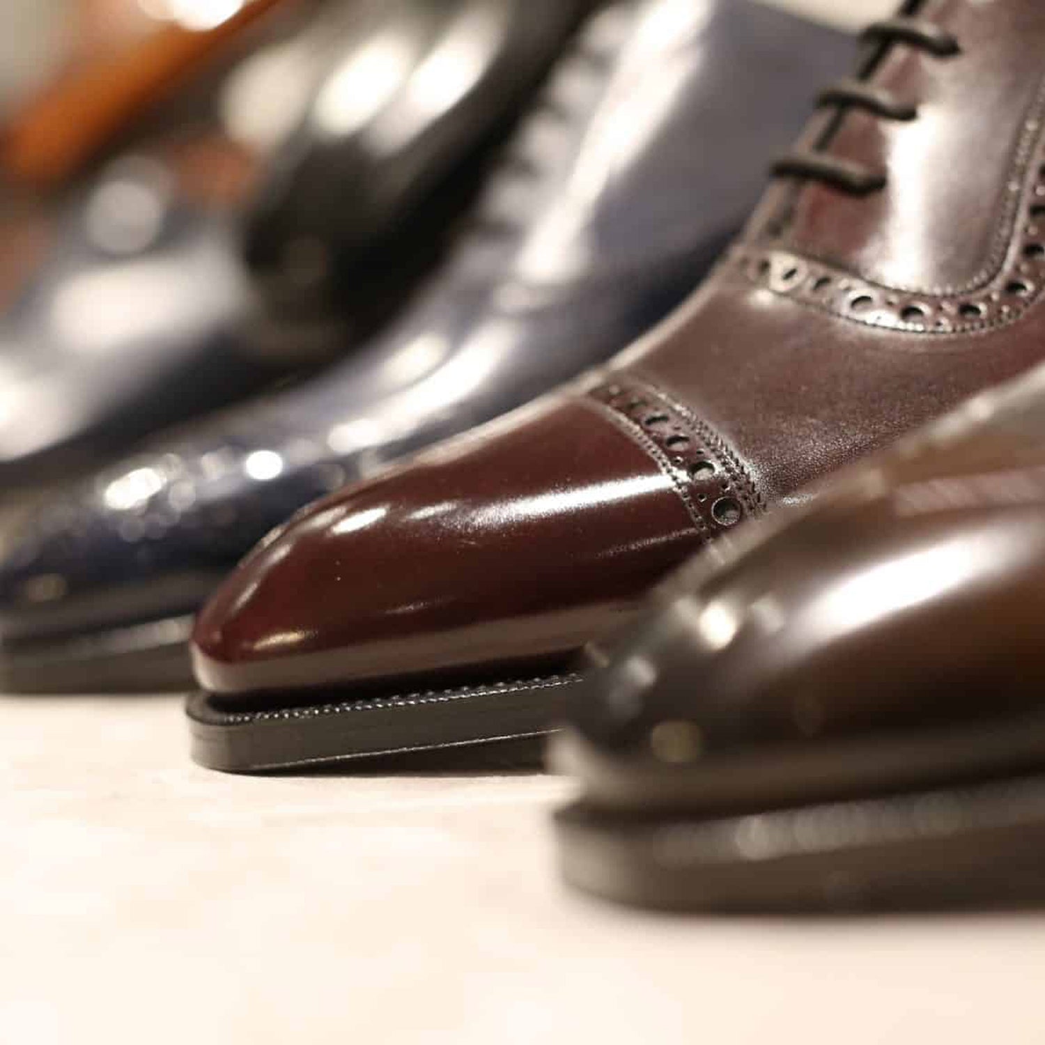 Stepping Up Your Shoe Style: A Complete Handbook on Shoe Selection, Occasions, and Maintenance