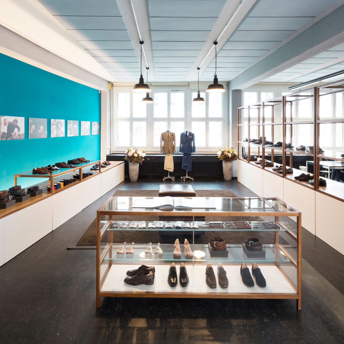 Inside the Fielding and Nicholson Zurich showroom