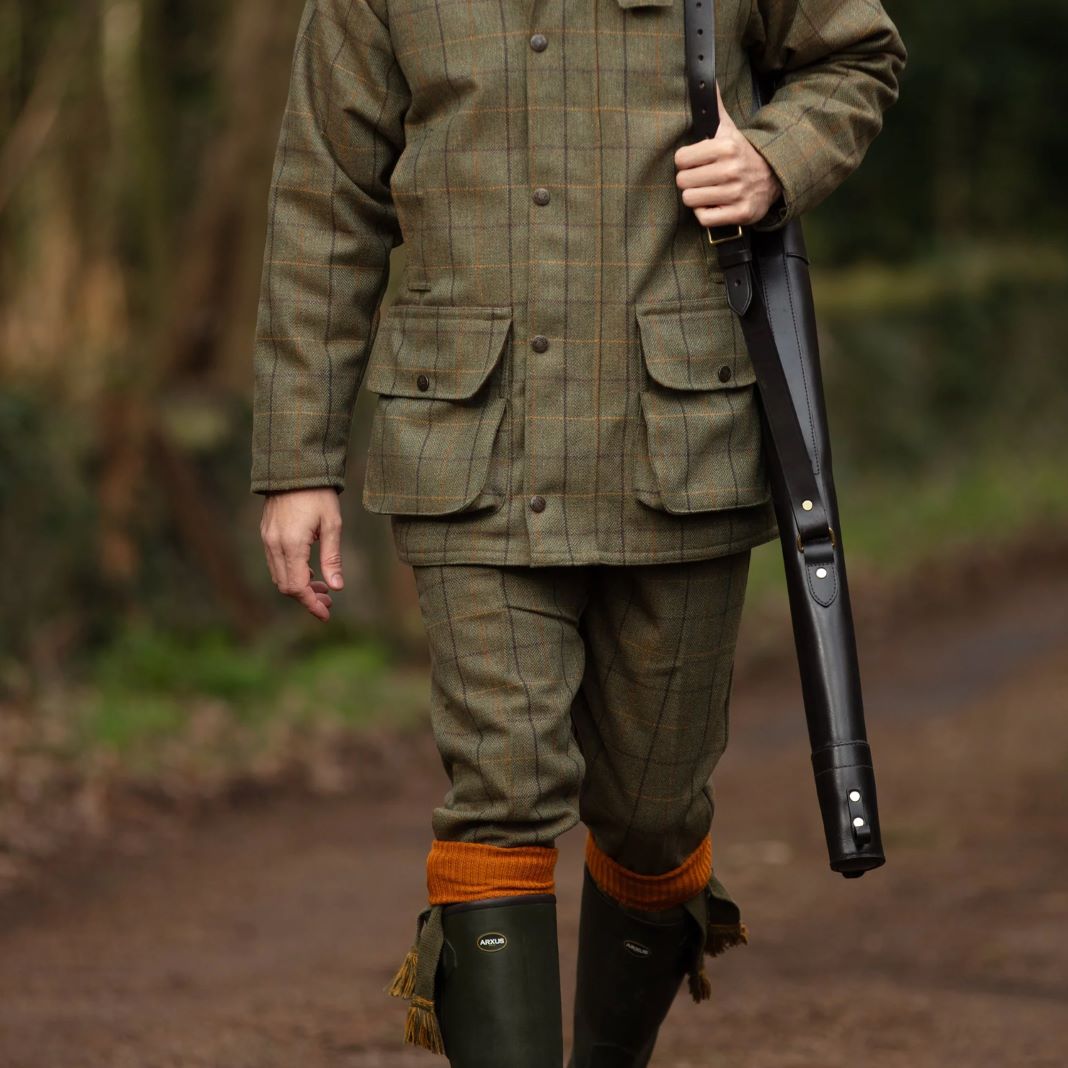 Green moleskin trousers with a soft finish, perfect for countryside outings.