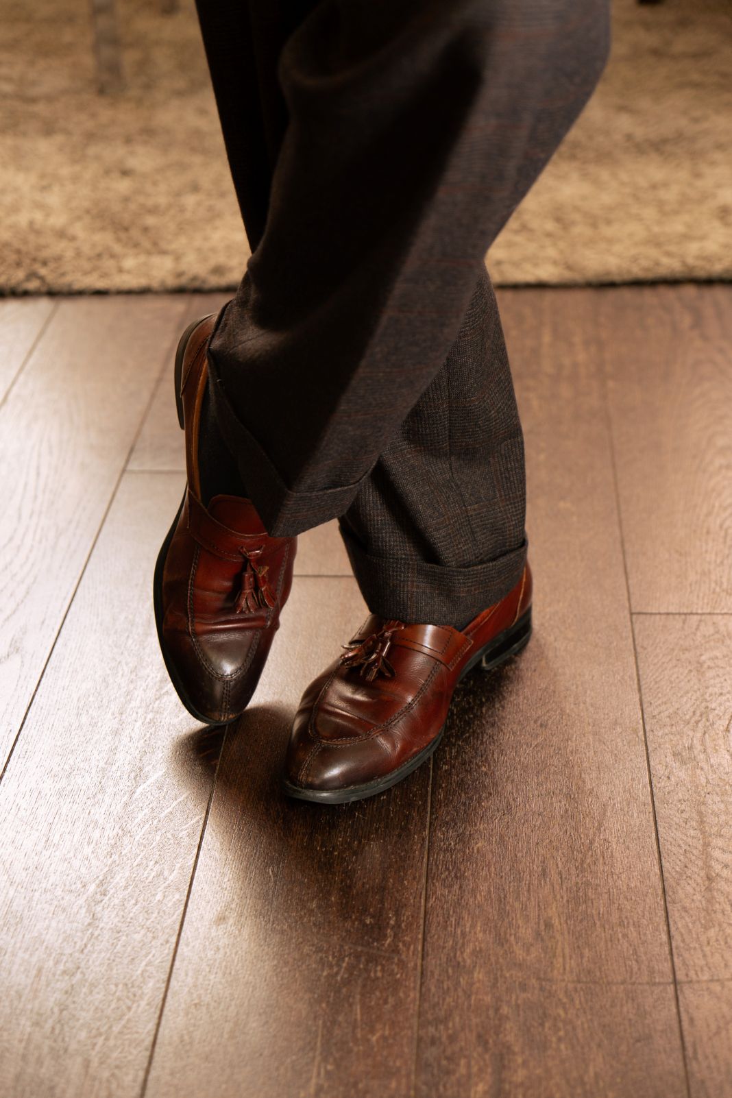 a photo of high end business shoes