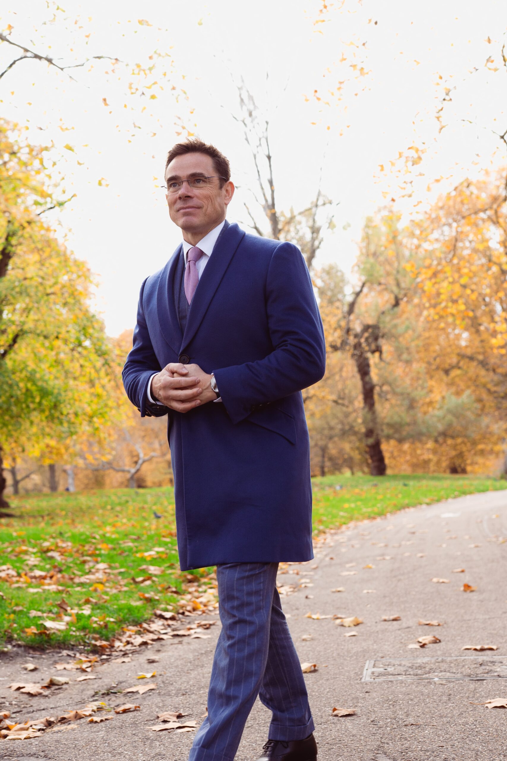 Purple tailored overcoat, sample image