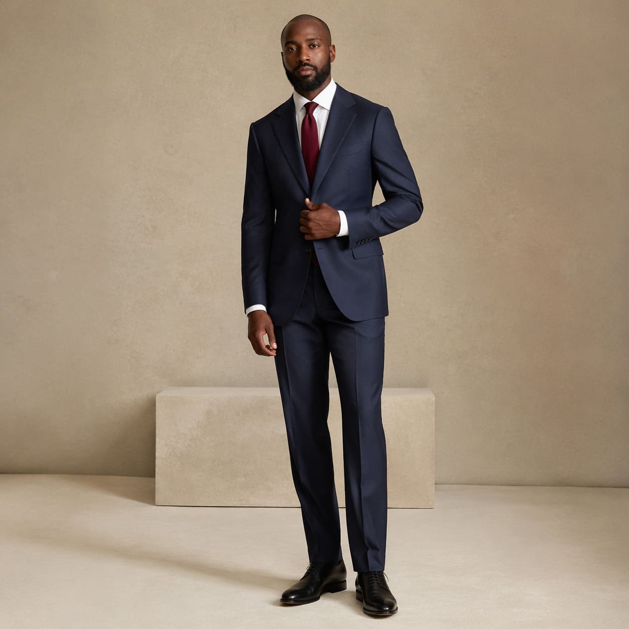 Men's Bespoke Suits – Navy tailored suit with white shirt and tie – Sample Image Men's Bespoke Suits – Navy tailored suit with white shirt and tie – Sample Image