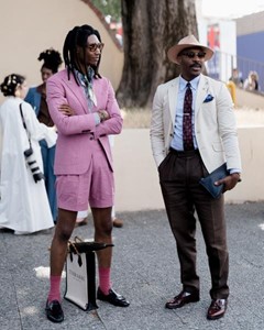 Pink linen shorts suit men's summer style