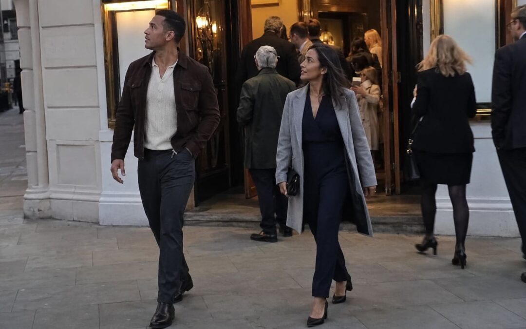 What to Wear to Autumn Events in September: How the Smart Casual Rules Change When Summer Ends